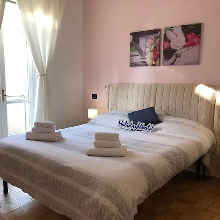 Apartment House La Dolce By World
